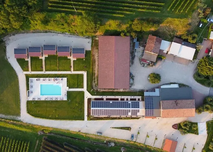 Agricamping Al Grappolo Divino * Lazise