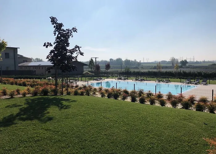 Agricamping Al Grappolo Divino Vakantieboerderij Lazise