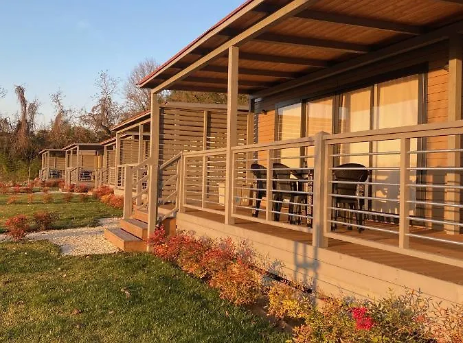 Agricamping Al Grappolo Divino Vakantieboerderij Lazise