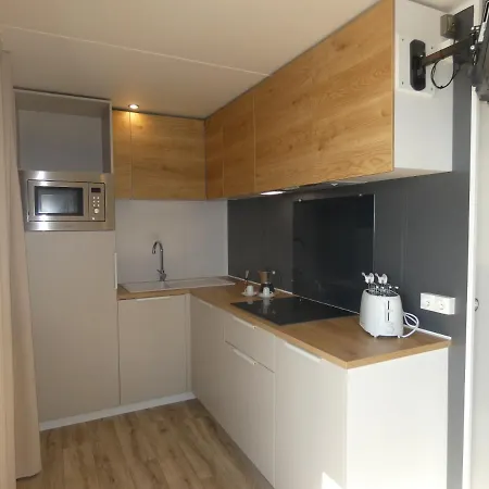 مزرعة للإقامة Agricamping Al Grappolo Divino لاتيزي